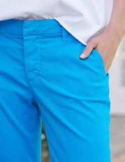 WICKLOW Azul, Italian Performance Twill 6 WICKLOW Azul, Italian Performance Twill -Frank Eileen Fashion Store 12 LAB227HJ WHT WICKLOW AZLT NATHALIE SU25 JULY 0894 sRGB