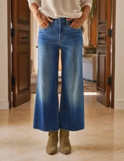 GALWAY 26" 1999 Wash, Italian Dream™ Denim 9 GALWAY 26" 1999 Wash, Italian Dream™ Denim -Frank Eileen Fashion Store 12 SWEATER02 SNDK LABCROP BRNV GALWAY 1999 Simone 25FA September 705 sRGB