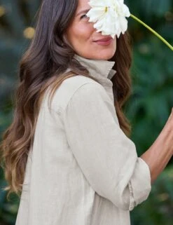 RORY Sand, Washed Linen -Frank Eileen Fashion Store 14 RORY SNLN SimoneNorblom 25SPMarch 0255 sRGB 1