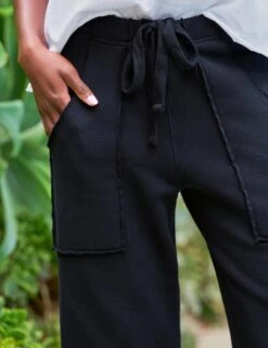 PENNY British Royal Navy, Triple Fleece -Frank Eileen Fashion Store 17 LAB119HJ WHT LAB646TF BRNV MILAN SU25 JUNE 2765 sRGB