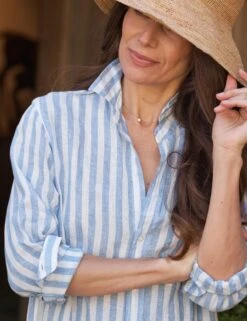 RORY Wide White And Blue Stripe, Classic Linen 6 RORY Wide White And Blue Stripe, Classic Linen -Frank Eileen Fashion Store 59 RORY WBWL Simone Norblom 24SP 4892 sRGB