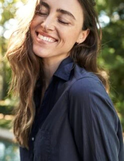 EILEEN Navy, Featherweight -Frank Eileen Fashion Store 72 EILEEN L002 WICKLOW WHTT RAY 8290 v1 sRGB