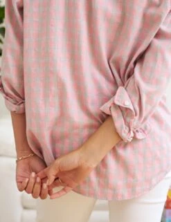 EILEEN Gray And Pink Check, Italian Cashmere Touch -Frank Eileen Fashion Store 81 DERRY WWD EILEEN GPKF Model MicheleOullet 24RE 0404 sRGB