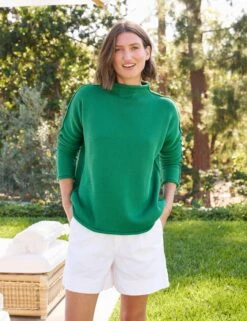 MONTEREY Kelly Green, Pure Italian Cotton -Frank Eileen Fashion Store 92 SWEATER01 KGNK WATERFORD WTL Model MicheleOullet 24RE 0270 sRGB